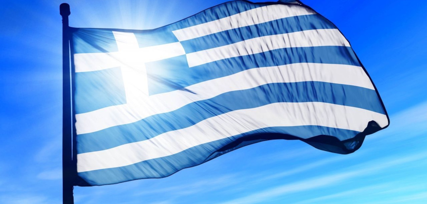 Αποπροσανατολισμός από τα κρίσιμα και σοβαρά Εθνικά θέματα