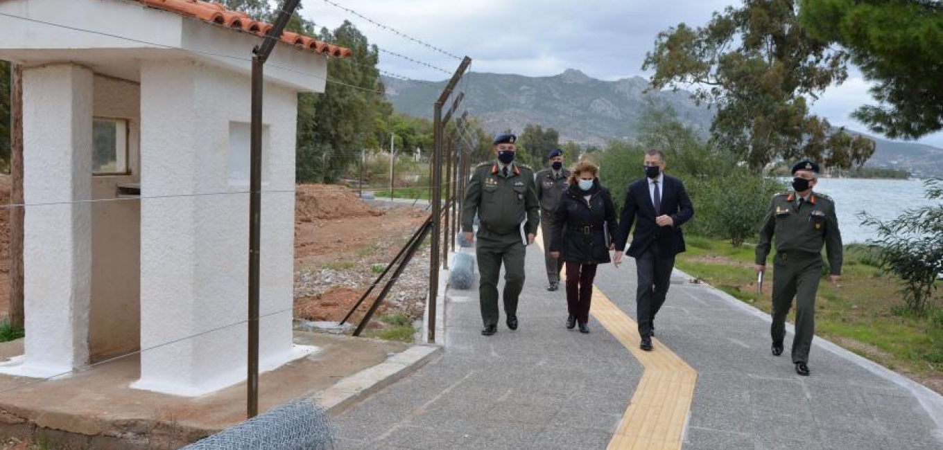 Επίσκεψη ΥΦΕΘΑ Αλκιβιάδη Στεφανή στη Σχολή Πυροβολικού