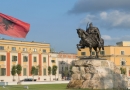 ΣΤΗ ΔΙΝΗ ΤΟΥ ΑΛΒΑΝΙΚΟΥ ΕΘΝΙΚΙΣΜΟΥ
